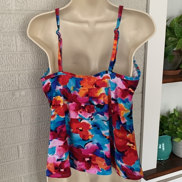 St John's Bay Women's 16 Swim Tankini Bright Floral Fuchsia Turquoise Floral GUC - Picture 3 of 9